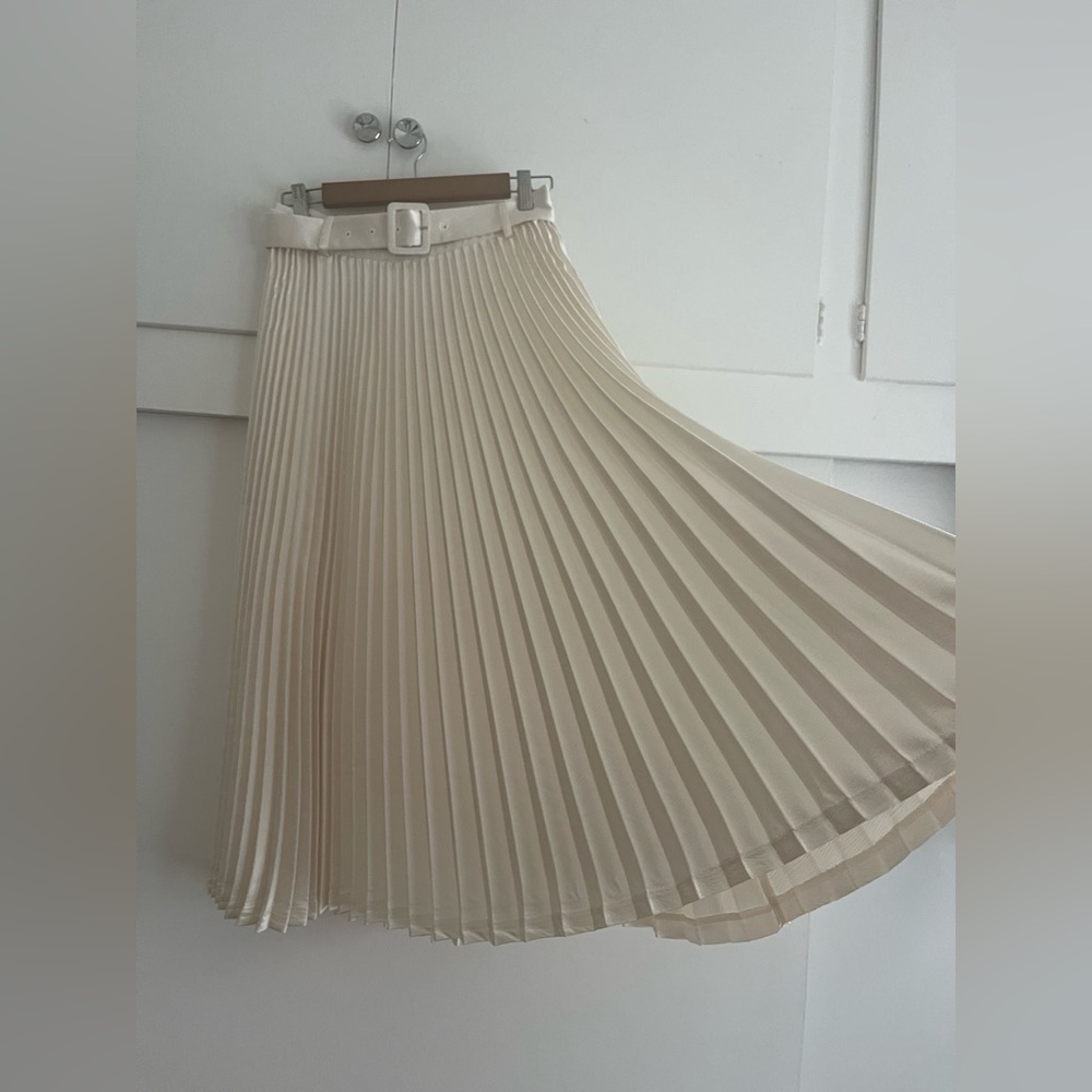 SOLD Audrey Hepburn Moon River Cream Satin Pleated Belted Midi Skirt - Picture 2 of 14